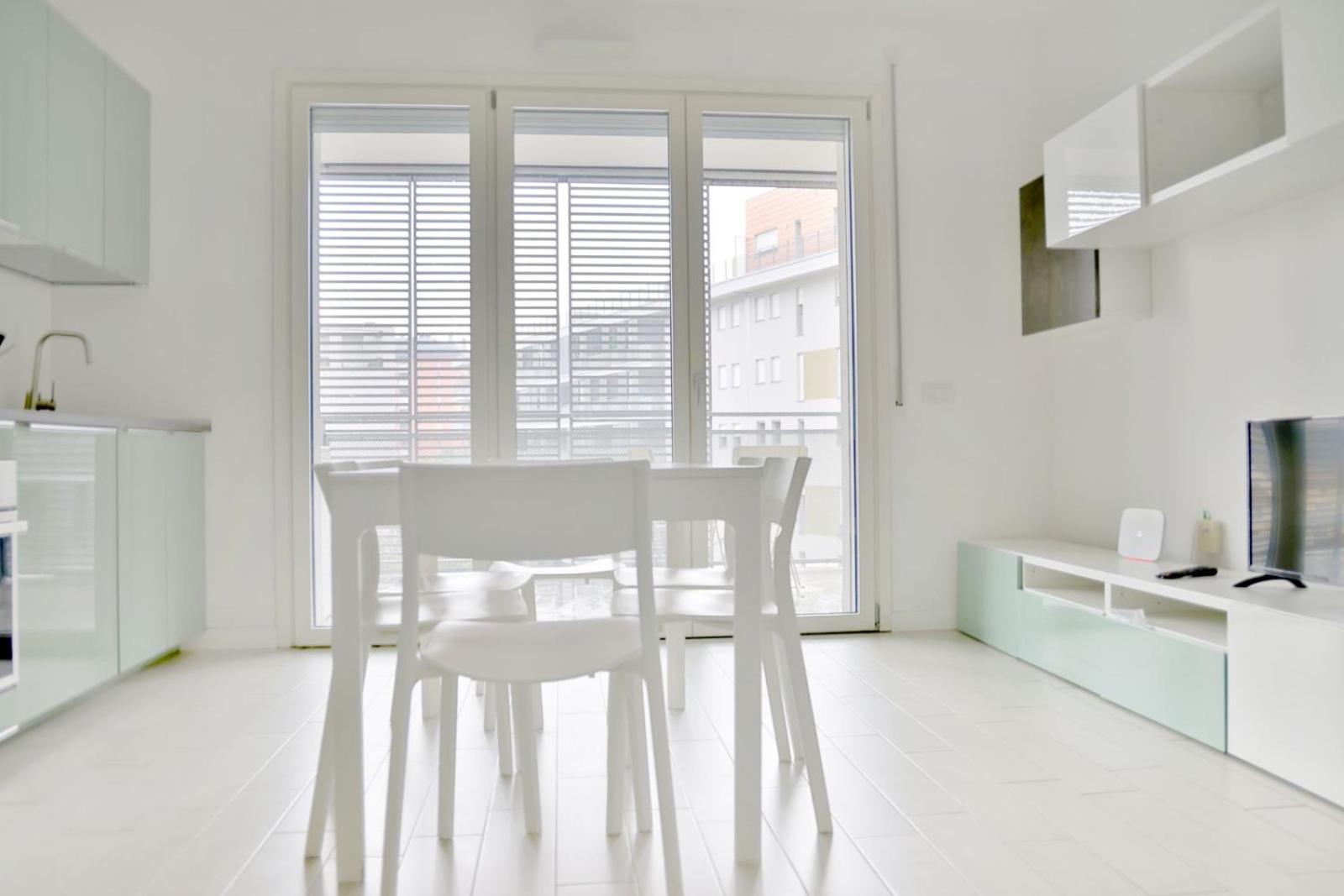 Luxury 3 Bedroom Apartment 100 Mq Next To Rho Fiera And San Siro Milão Exterior foto