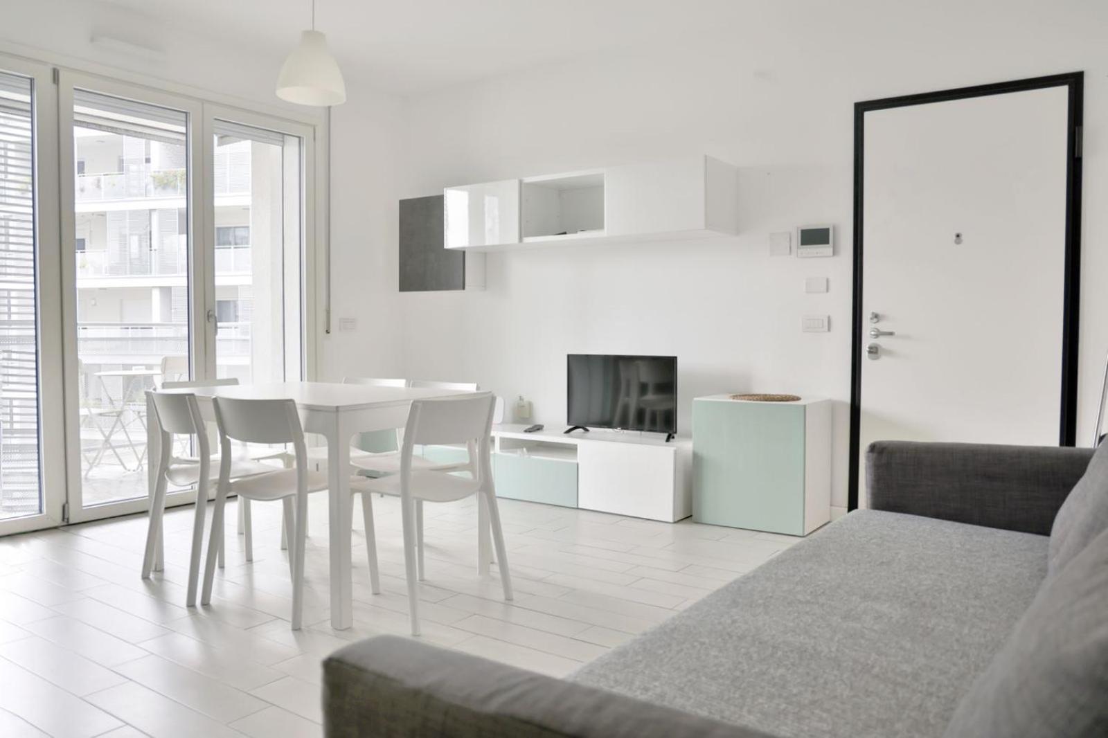 Luxury 3 Bedroom Apartment 100 Mq Next To Rho Fiera And San Siro Milão Exterior foto